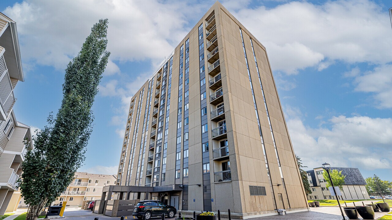 Empire Park in Edmonton, AB - Building Photo