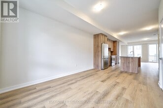 1324 Kaniv St in Oakville, ON - Building Photo - Building Photo