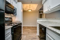 Building Photo - Tatum Place Apartments in Phoenix, Arizona