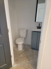 1422 S Napa St in Philadelphia, PA - Building Photo - Building Photo