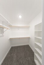 374 SE 85th Rd in Warrensburg, MO - Building Photo - Building Photo