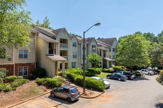 Lealand Place in Lawrenceville, GA - Foto de edificio - Building Photo
