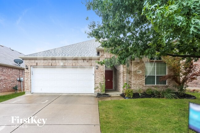 2852 Maple Creek Dr