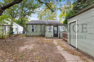 1022 S Yale St in Wichita, KS - Building Photo - Building Photo