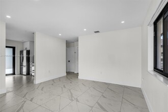 3064 SW 16th Ter in Miami, FL - Building Photo - Building Photo