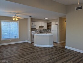 214 Hancock Bridge Pkwy in Cape Coral, FL - Building Photo