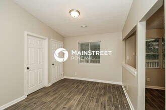 1349 Willow Trail SW in Atlanta, GA - Building Photo - Building Photo