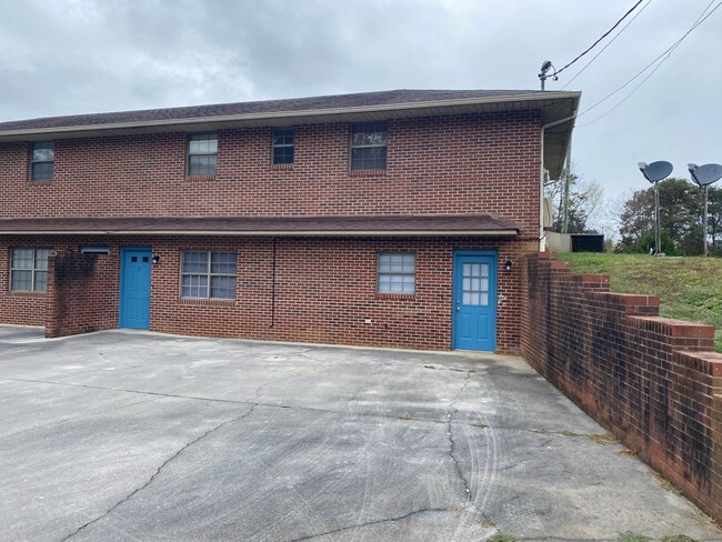 162 County Road 659, Unit 3 in Athens, TN - Foto de edificio - Building Photo