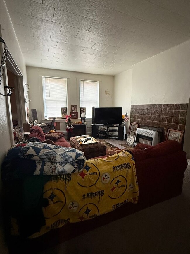 6 S Fremont Ave in Bellevue, PA - Building Photo - Building Photo