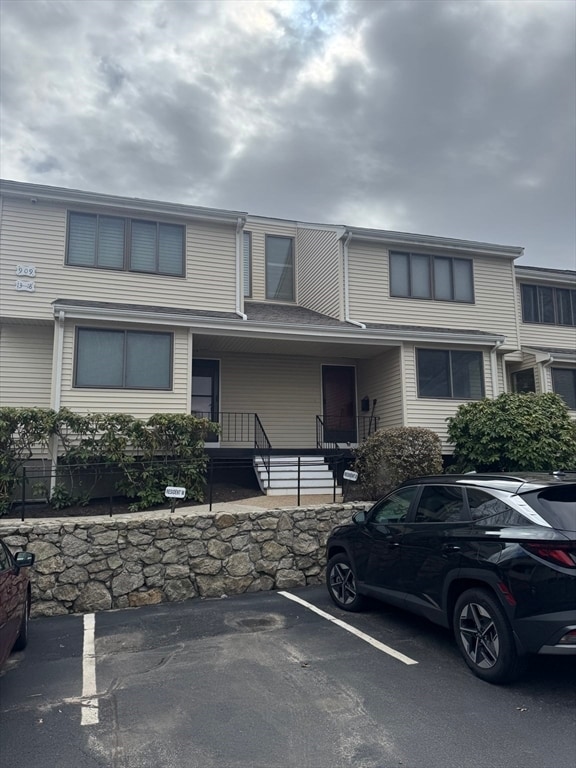 909 Pleasant St in Weymouth, MA - Building Photo - Building Photo