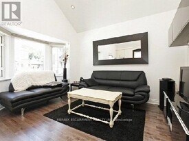 166 Gledhill Ave in Toronto, ON - Building Photo