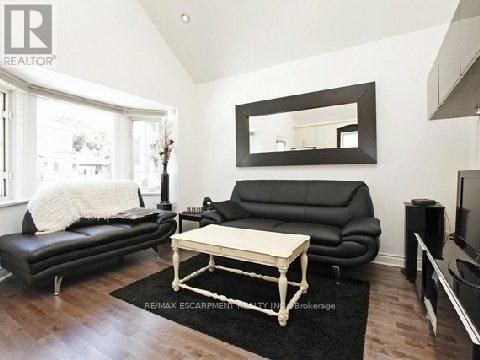 166 Gledhill Ave in Toronto, ON - Building Photo