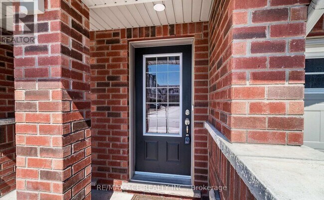 2560 Barbarolli Path in Oshawa, ON - Building Photo - Building Photo