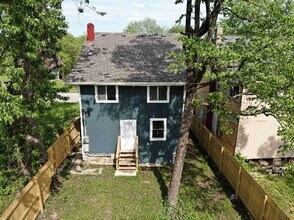 3320 Brooklyn Ave in Kansas City, MO - Building Photo - Building Photo