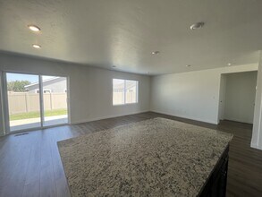 11150 Overhang St in Caldwell, ID - Building Photo - Building Photo
