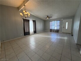 5971 Vía Capri Dr in Las Vegas, NV - Building Photo