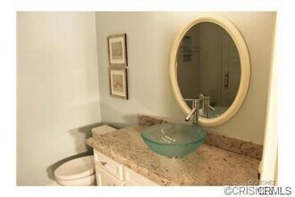 20030 Blythe St in Los Angeles, CA - Building Photo - Building Photo