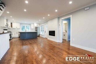 23 Molloy St, Unit 1 in Watertown, MA - Building Photo - Building Photo
