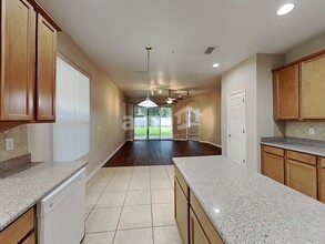 15152 Stonebriar Way in Orlando, FL - Building Photo - Building Photo