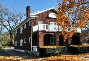 1712 Emerson Ave in Dayton, OH - Building Photo