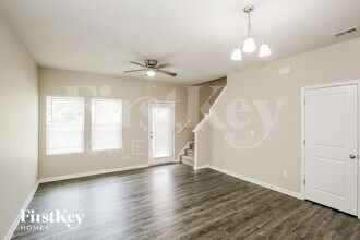 2054 Cypress Village Dr NW in Concord, NC - Foto de edificio - Building Photo