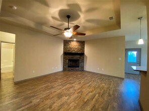 4103 Goliad Dr in Granbury, TX - Building Photo - Building Photo