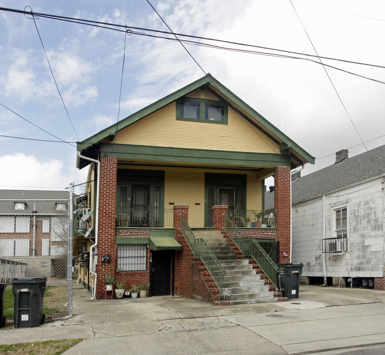 819-821 N Lopez St in New Orleans, LA - Foto de edificio