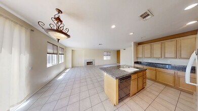 1570 Thunderbird Rd in Beaumont, CA - Building Photo - Building Photo