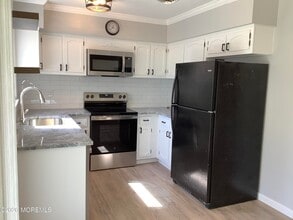 7B Ivy St in Whiting, NJ - Foto de edificio - Building Photo