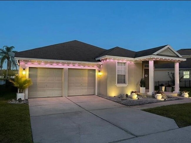 10400 Eastpark Woods Dr in Orlando, FL - Building Photo - Building Photo