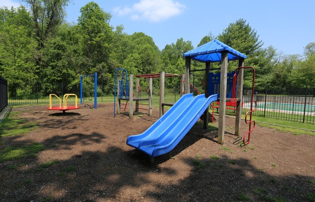 Woods at Addison in Capitol Heights, MD - Building Photo - Building Photo