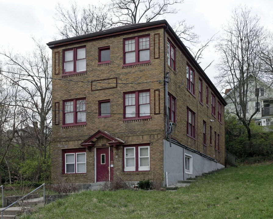 219 Northern Ave in Cincinnati, OH - Building Photo