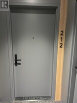 1600 James Naismith Dr in Ottawa, ON - Building Photo