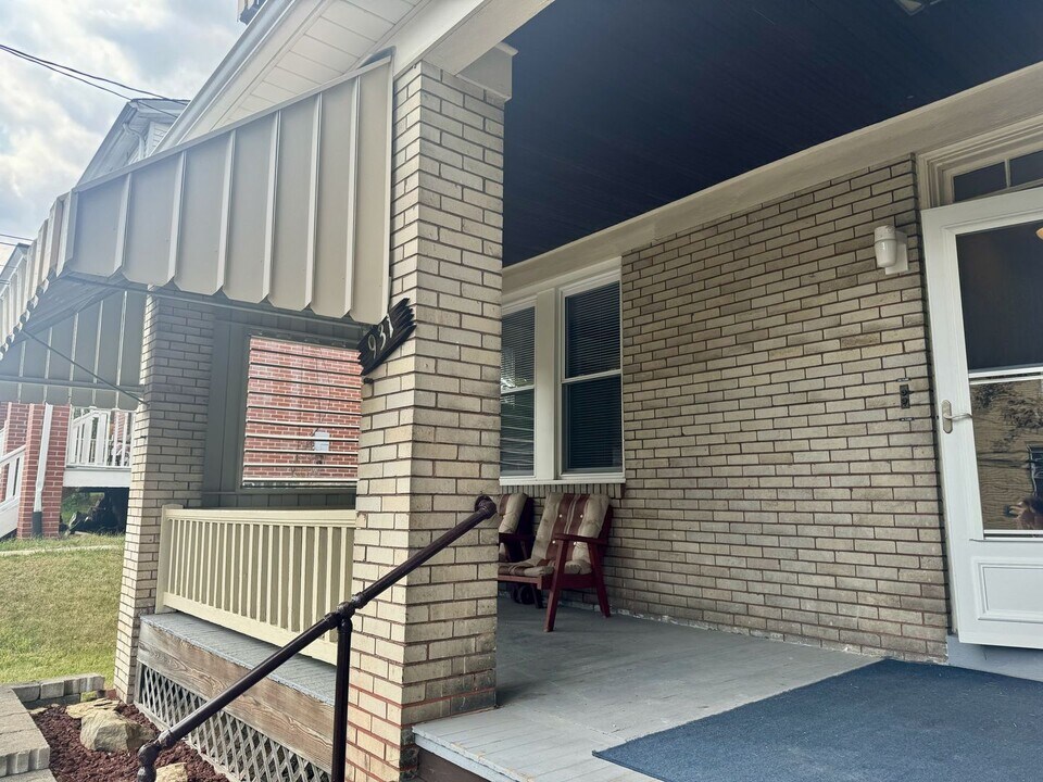 931 Baldwin St, Unit Unit 1 in Pittsburgh, PA - Building Photo