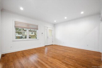 109 Lee Rd in Scarsdale, NY - Building Photo - Building Photo