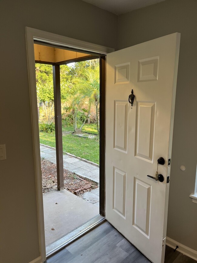 859 Hughey St in Apopka, FL - Building Photo - Building Photo
