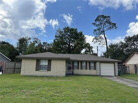 1309 Westlawn Dr in Slidell, LA - Building Photo