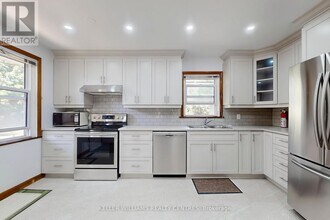 252 Elgin Mills Rd W in Richmond Hill, ON - Building Photo - Building Photo