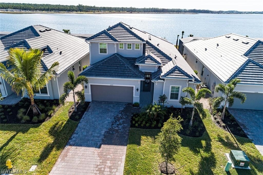 14472 Blue Bay Cir in Miromar Lakes, FL - Foto de edificio