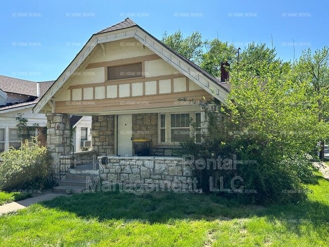 5600 Park Ave in Kansas City, MO - Building Photo - Building Photo