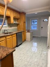 915 N 7th St in New Hyde Park, NY - Building Photo - Building Photo