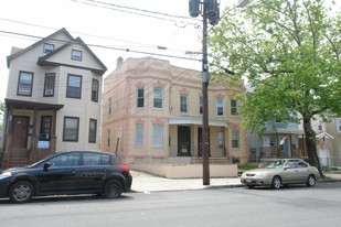 182-184 Madison Ave in Perth Amboy, NJ - Building Photo