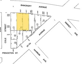 5477 Bancroft Ave in Oakland, CA - Building Photo