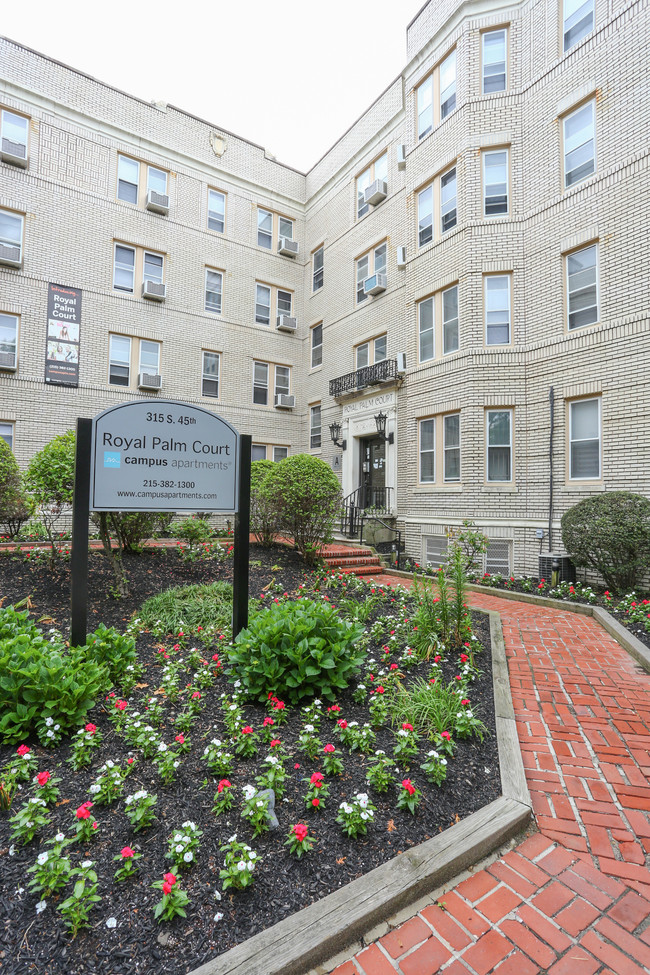 Campus Apartments in Philadelphia, PA - Foto de edificio - Building Photo