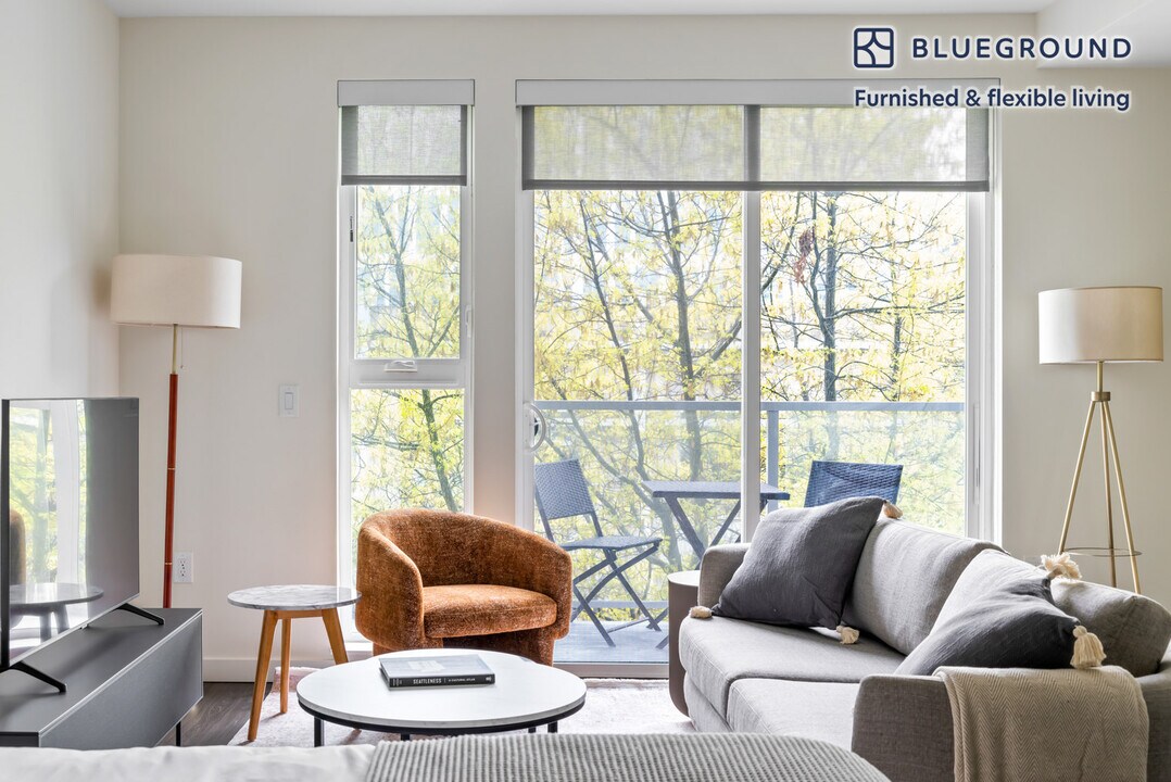 210 Fairview Ave N in Seattle, WA - Building Photo