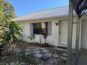 905 Larkspur St in Lake Placid, FL - Building Photo - Building Photo