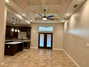 216 Canyon Oak Dr in Laredo, TX - Building Photo - Building Photo