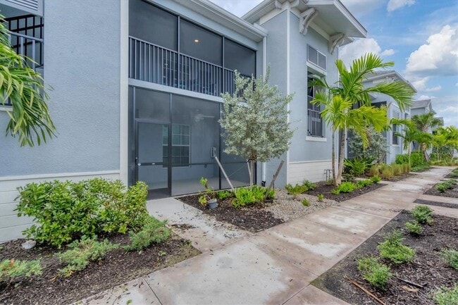 14224 Heritage Landing Blvd, Unit 249 in Punta Gorda, FL - Building Photo - Building Photo