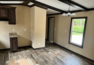 895 Rd 51023 in Cleveland, TX - Building Photo - Building Photo