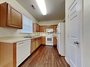 1710 Beeson Park Ln in Kernersville, NC - Building Photo - Building Photo